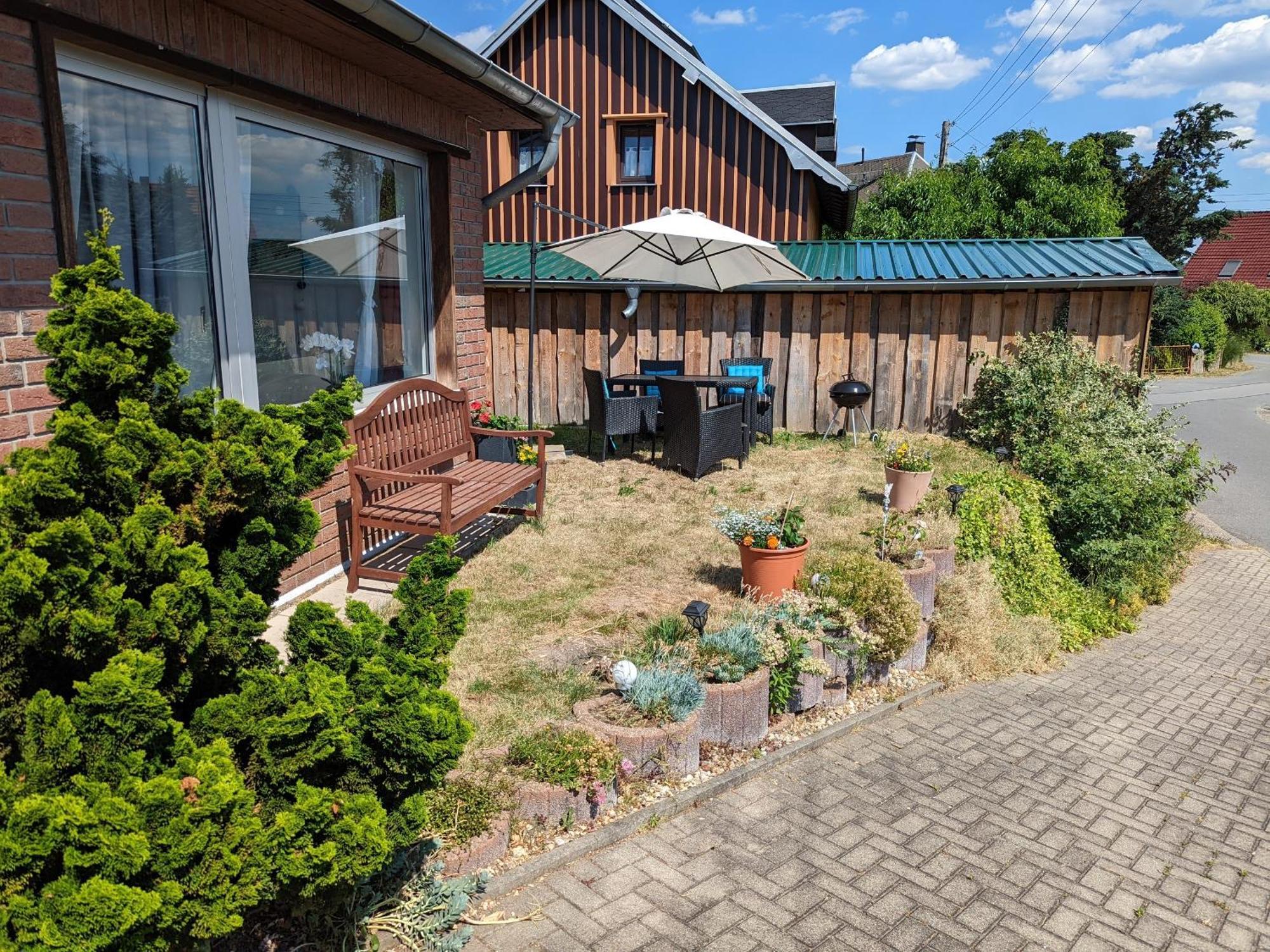W4 - Urlaubsmagie- Pool, Terrasse, Barbecue Apartment *