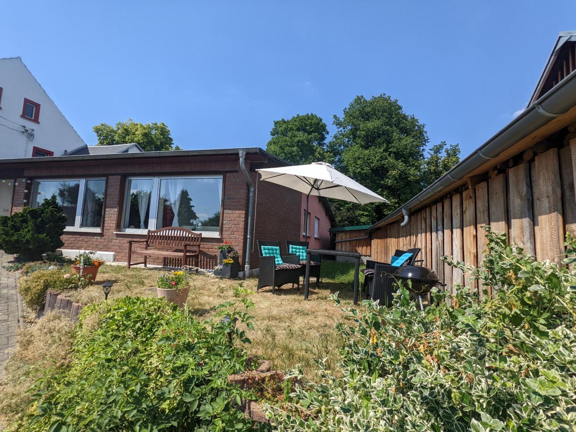 W4 - Urlaubsmagie- Pool, Terrasse, Barbecue Apartment Lichtenhain (Sebnitz)